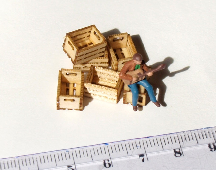 naaron88 built HO scale wooden crates for dioramas, dollhouses, miniature sceneries. Type A.