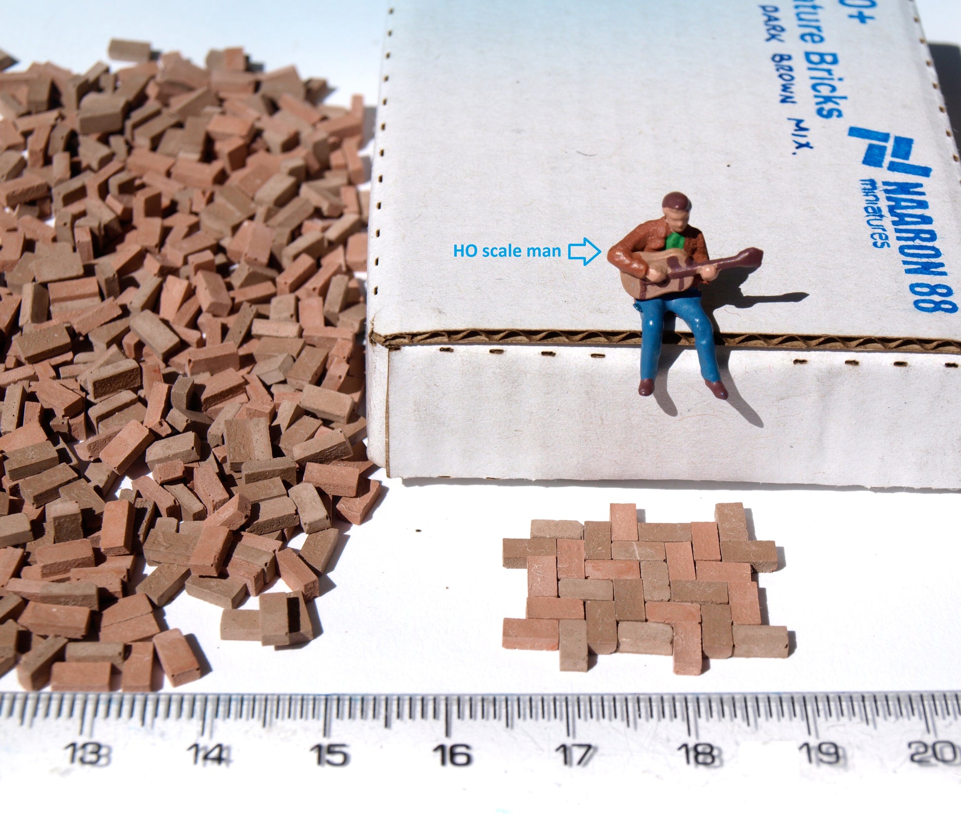 naaron88 Miniature Bricks Dark Brown mix for O scale dioramas and model building.