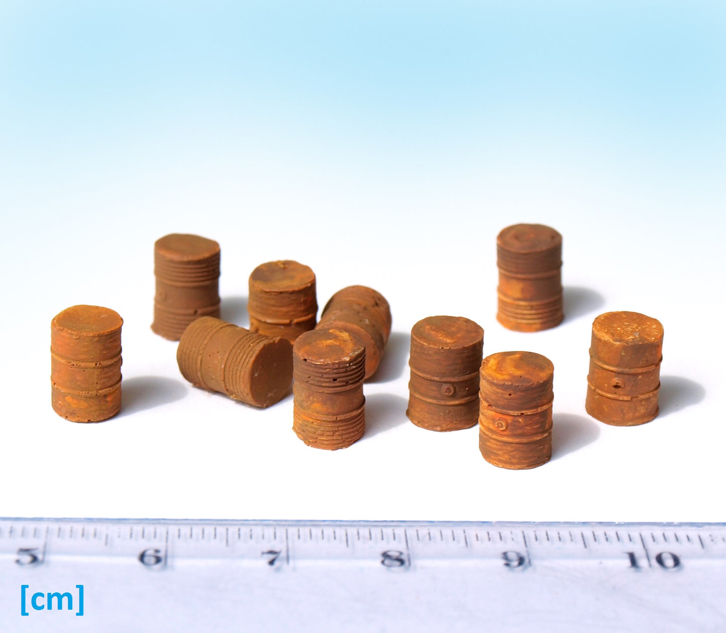naaron88 HO scale rusty barrels, perfect for 1:87 miniature model ralway dioramas.