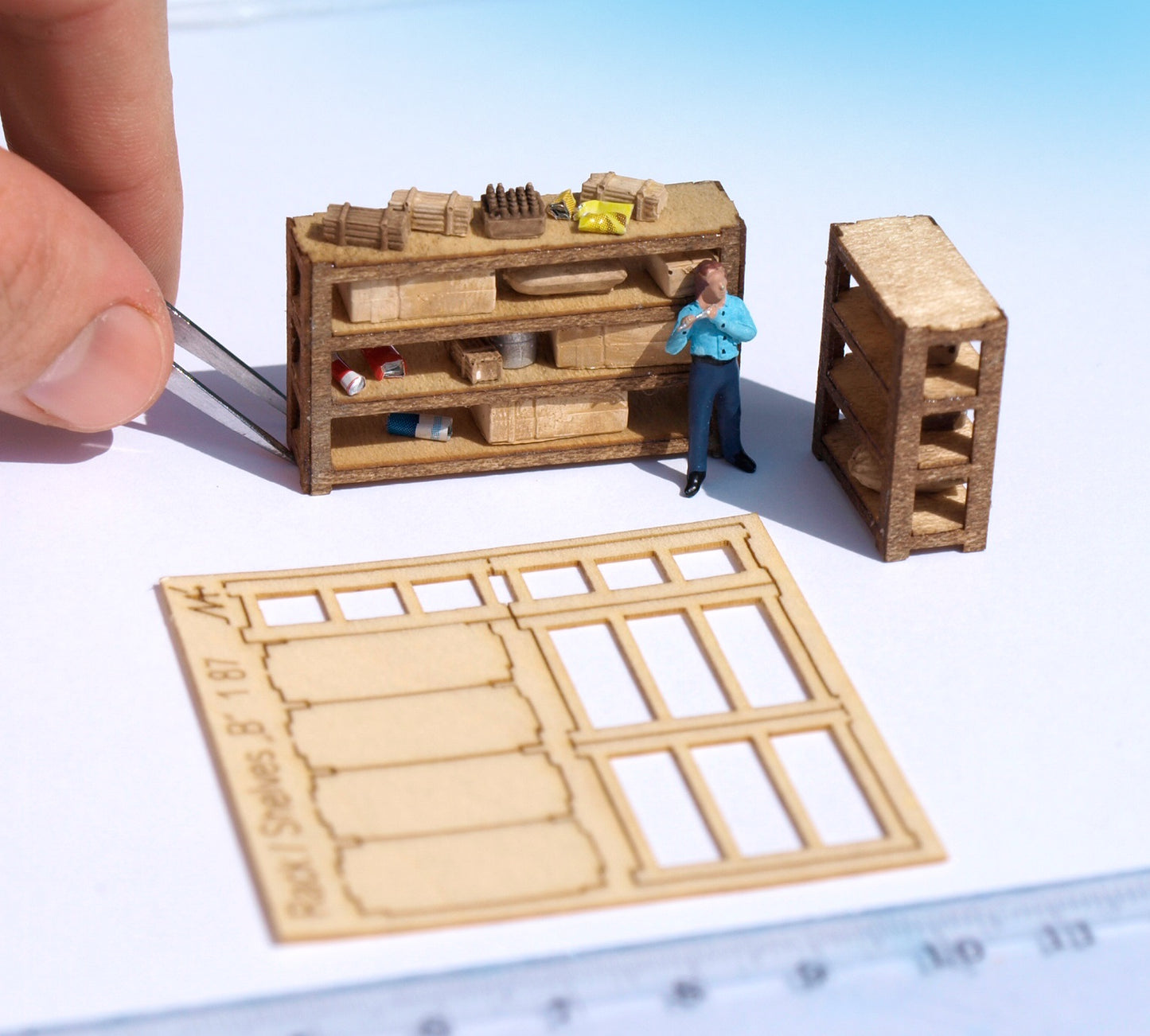 naaron88 Miniature Model shelf KIT HO scale diorama dollhouse A B