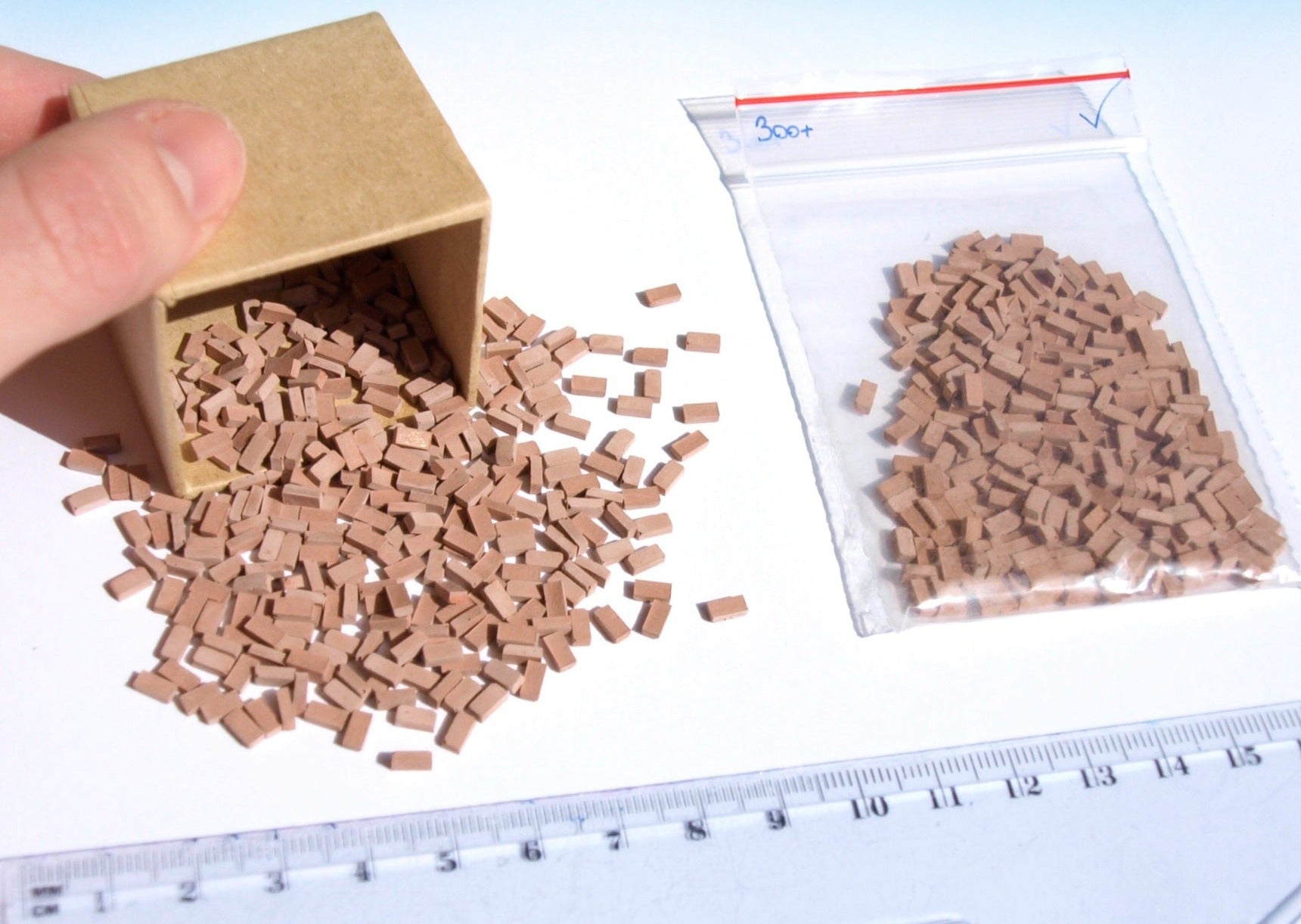naaron88 Brown Miniature Bricks O scale 1:48 for dollhouse modeling –  Naaron88 Miniatures