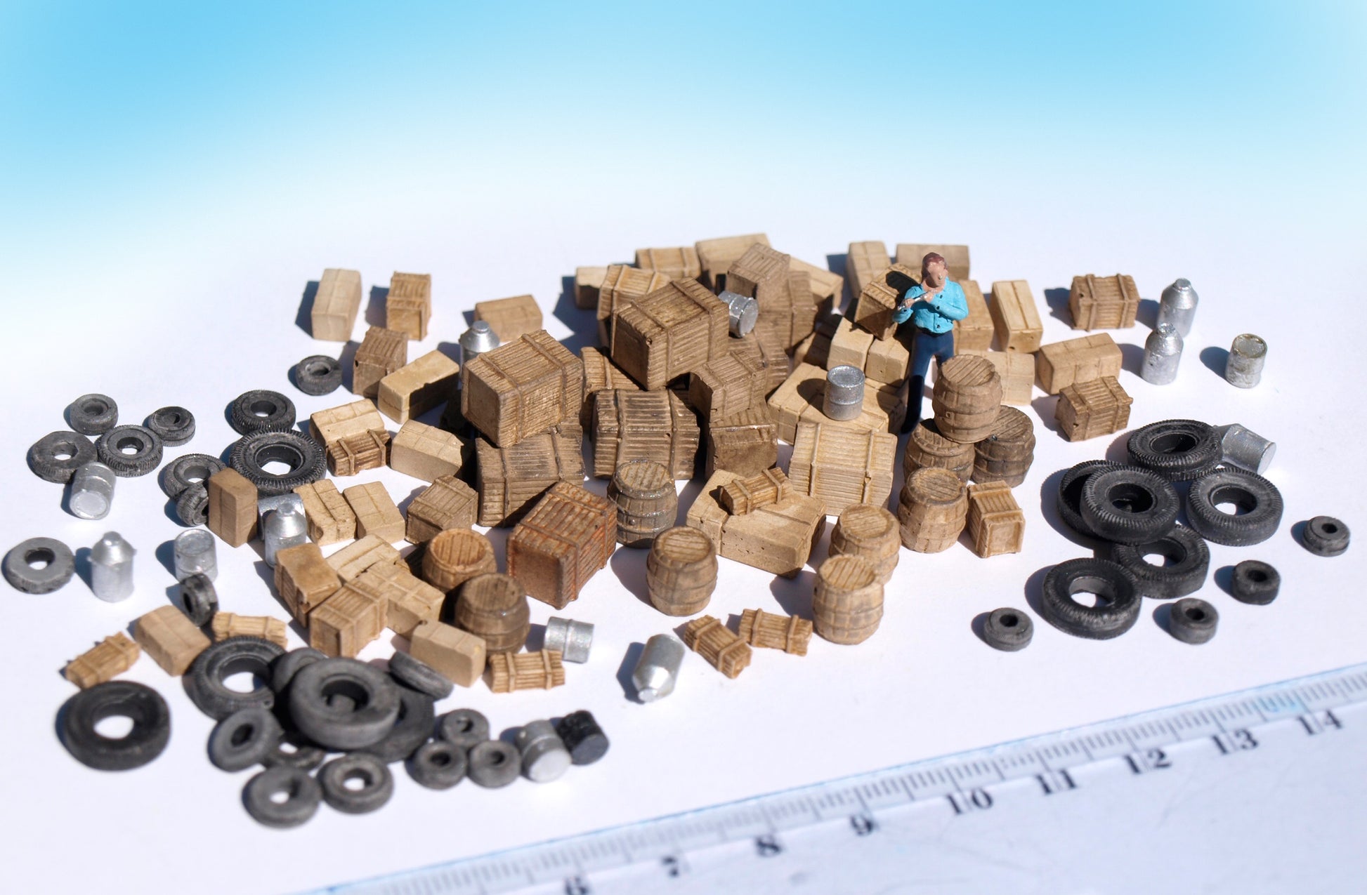 naaron88 miniature boxes, barrels, tires, junk set for HO scale diorama, model scenery