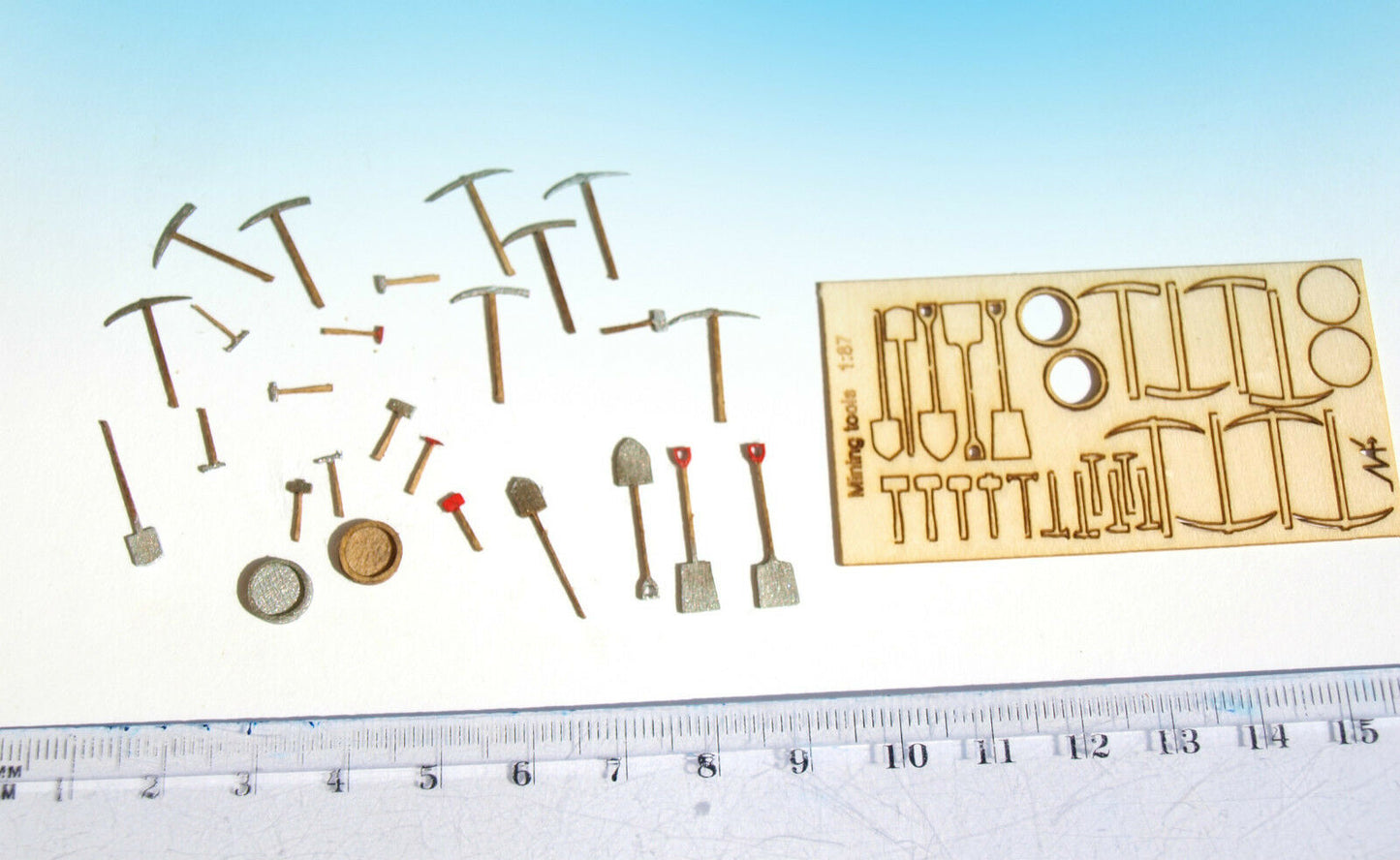 naaron88 Miniature Model Tool set HO scale laser cut KIT dollhouse diorama mining